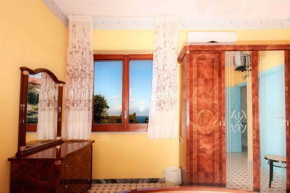 Hotel Cavour Sorrent Exterior foto